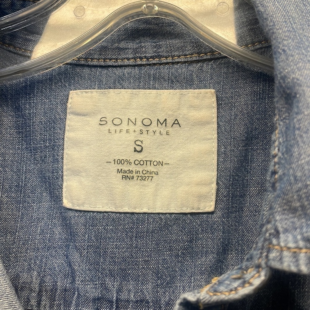 Shirt - Picture 3 of 10
